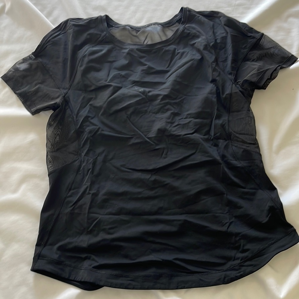 Lululemon Mesh Back TShirt
